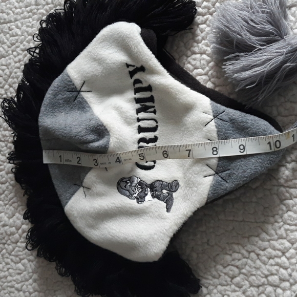 Walt Disney World Grumpy Embroidered Mohawk Tassel Winter GreyBlack Ear Flap - Picture 5 of 15